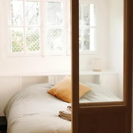 Gure Zoriona, Petit Bonheur En Basque Биарриц